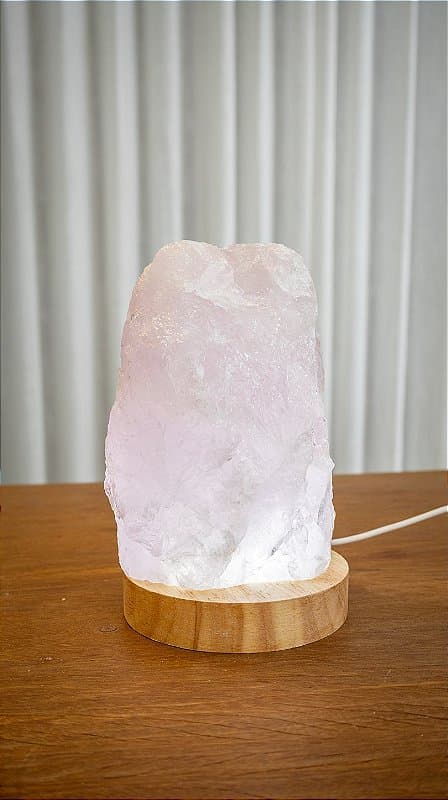 Luminária de Quartzo Rosa