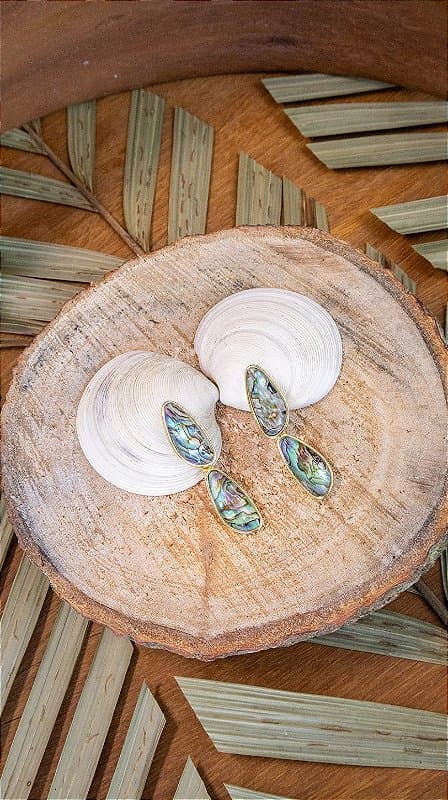 Brinco Folheado a Ouro com Abalone – Gota Dupla Orgânica